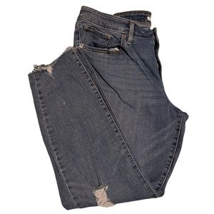 Gently worn Levi’s 711 skinny jeans